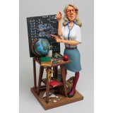 Скульптура "Учительница"